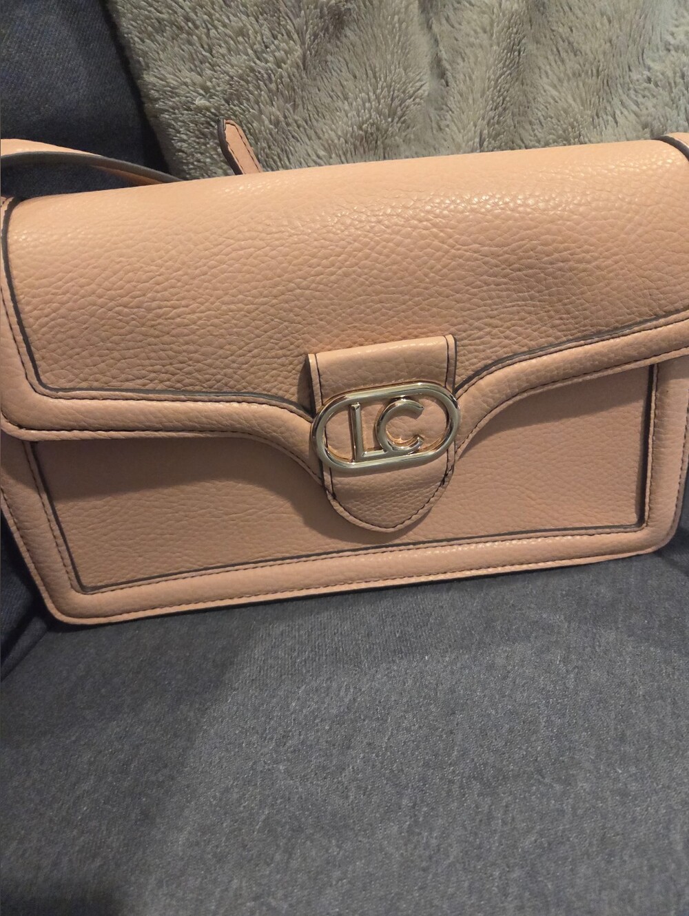 Liz Claiborne Blush Pink Pebbled Leather Shoulder Bag with Gold Logo NWT